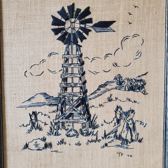 Needlepoint Embroidery  Weather  Wind Vane Barn Mill Wood  Frame Vintage 76 - Picture 2 of 6